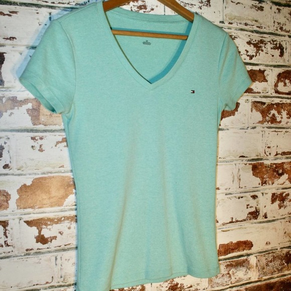 Tommy Hilfiger Mint Short Sleeve V-Neck T-Shirt Size S - Picture 2 of 6